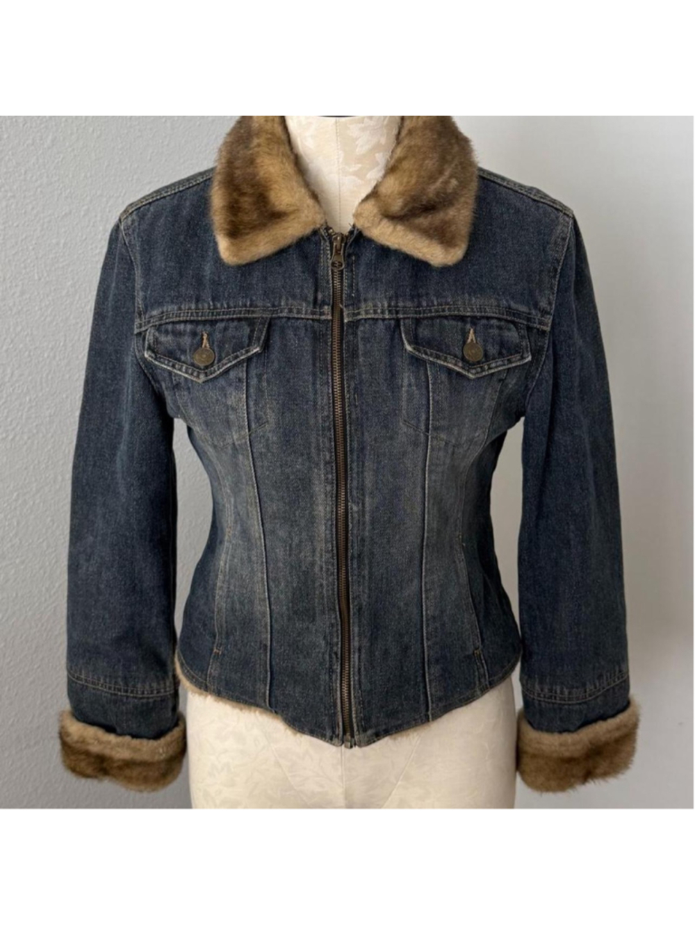 Y2k Giacca denim jacket with faux fur collar and cuffs - Size S